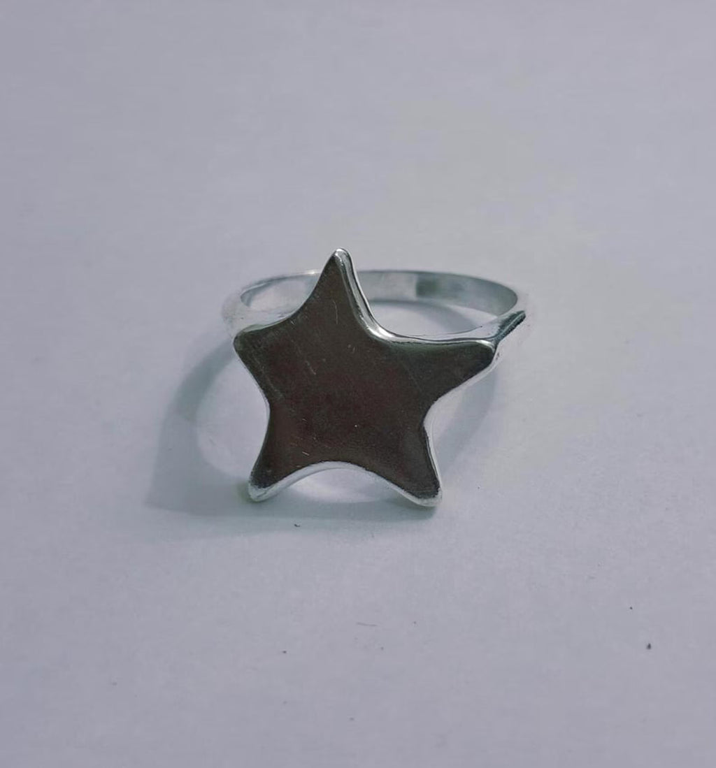 Chunky Star Ring: 925 Sterling Silver